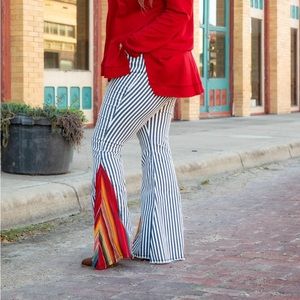 NWT L&B serape striped flare pants. Size 22. Never worn. Excellent condi…